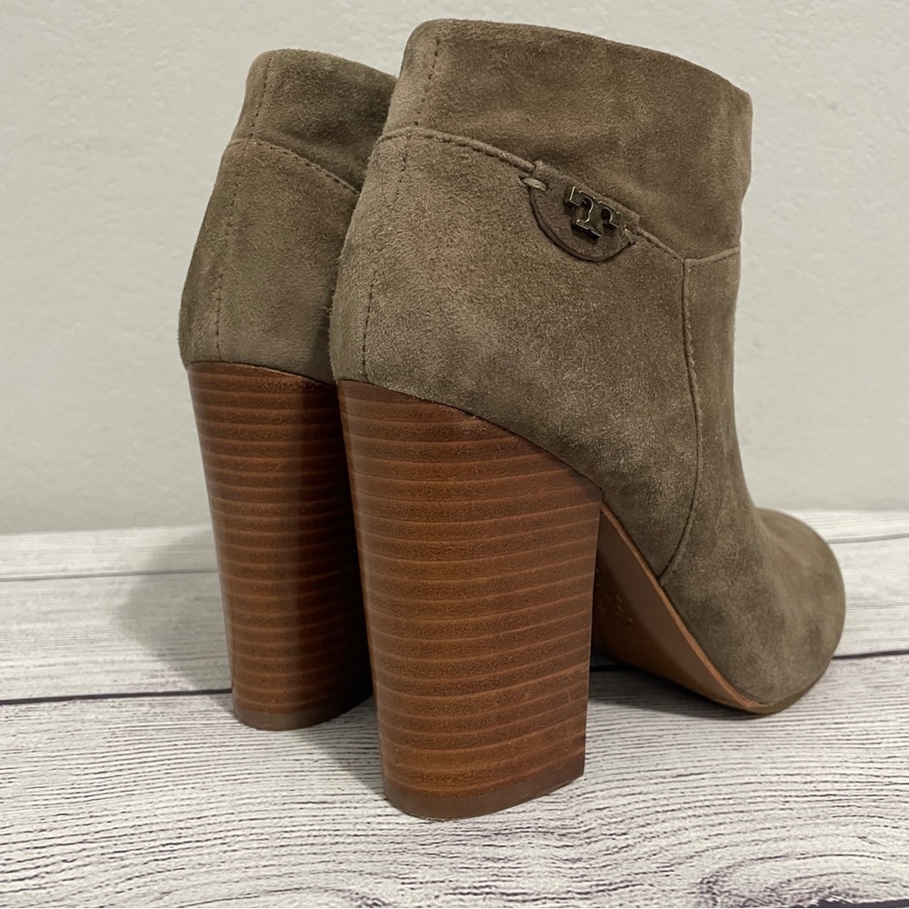 Tory Burch Fulton Booties Boot Ankle Suede Leather Stacked Block Heel Womens 6.5 - Picture 5 of 14